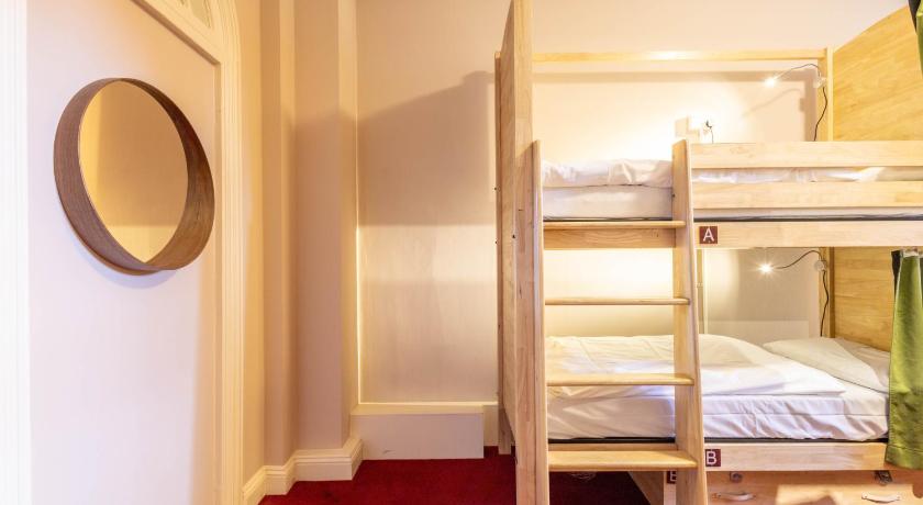 Image of Bed in 8-Bed Female Dormitory Room 8