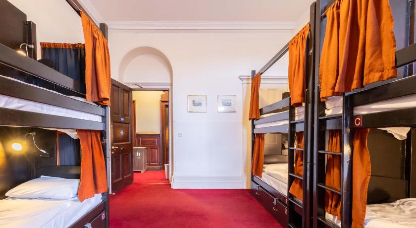 Image of Bed in 6-Bed Mixed Dormitory Room 1