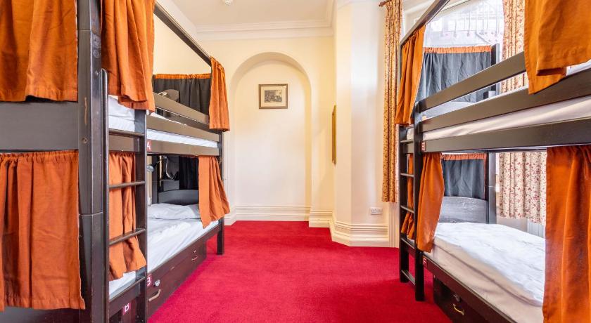 Image of Bed in 6-Bed Mixed Dormitory Room 0