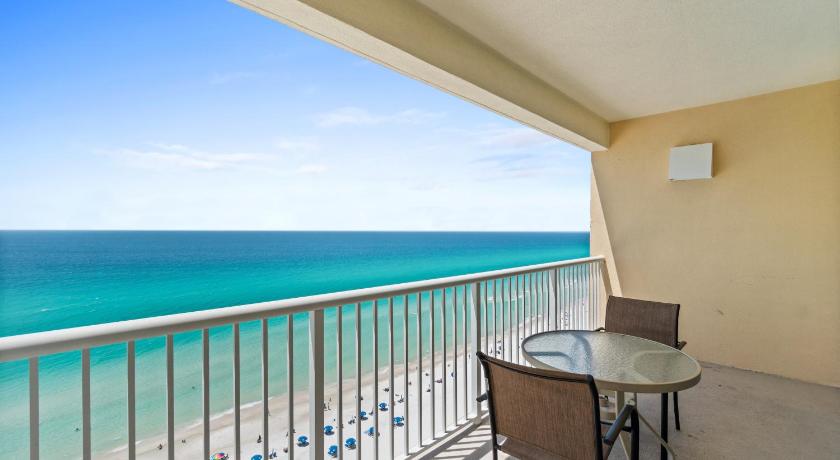 Image of Apartment with Sea View 1