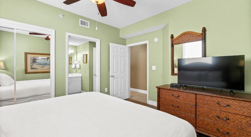 Image of Apartment with Sea View 5