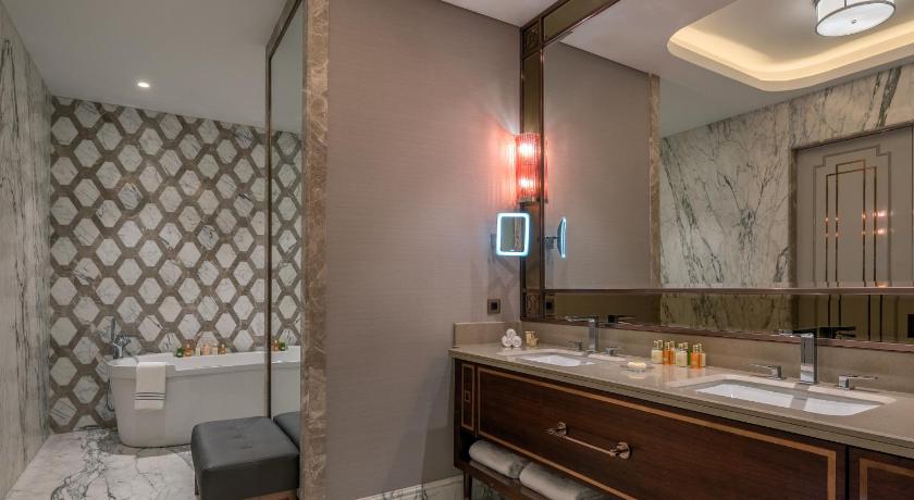 Image of Presidential Suite 2
