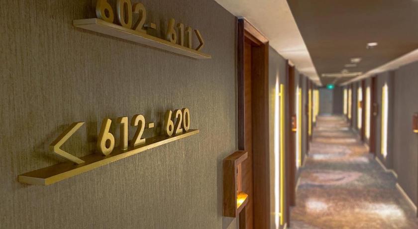 Image of Deluxe Room 12