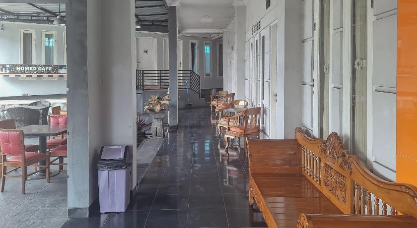 Hotel Arwana Safari puncak RedPartner - image 8