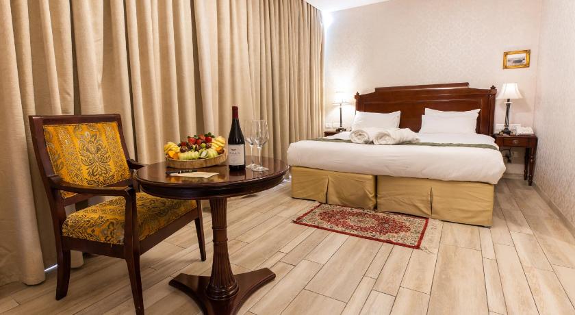 Image of Deluxe Double Room 5