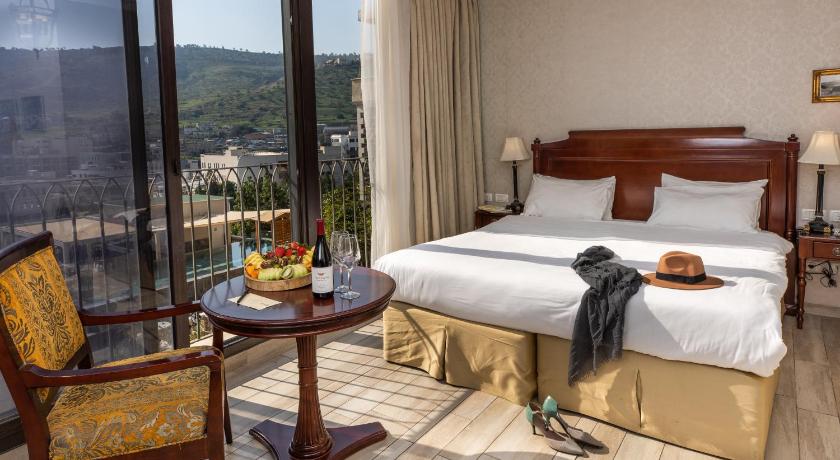 Image of Deluxe Double Room 3