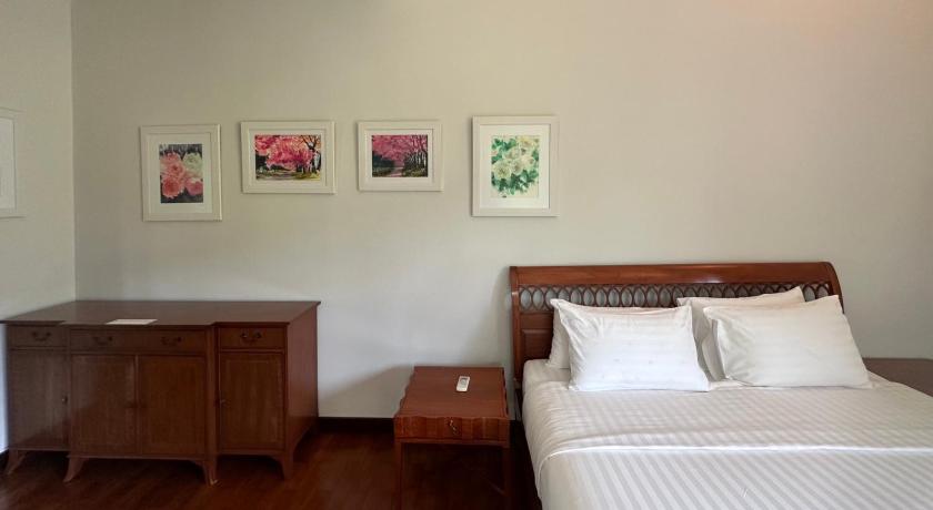 Image of Three Bed Rooms with Private Pool 12