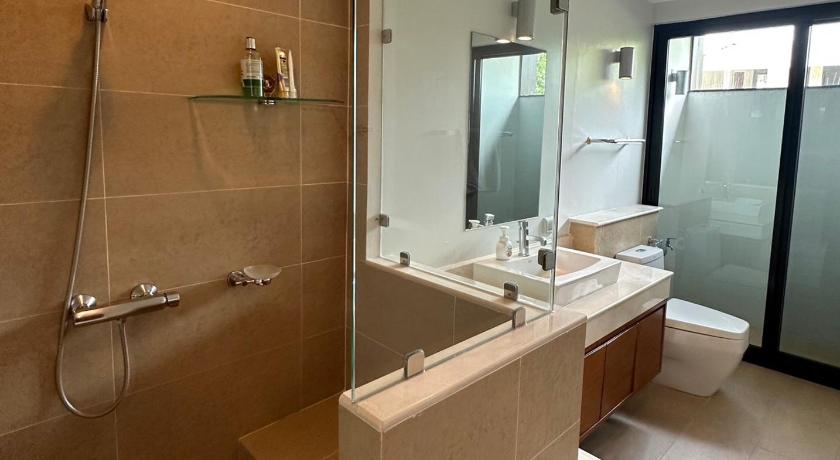 Image of Three Bed Rooms with Private Pool 2