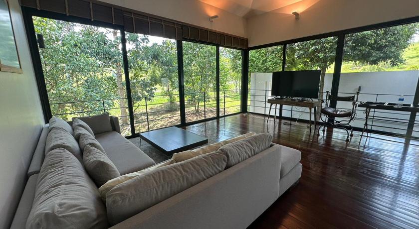 Image of Three Bed Rooms with Private Pool 0