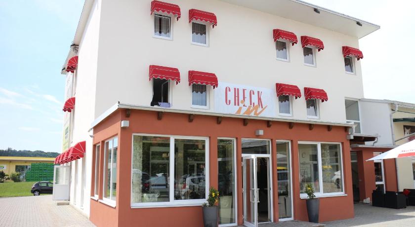 格里斯基兴 Hotel Checkin 2星级 酒店 客房