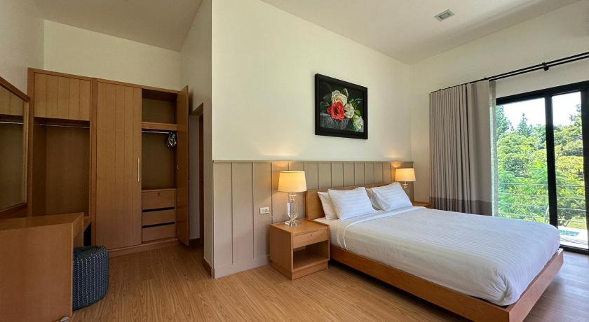 Image of Villa with Private Pool 8