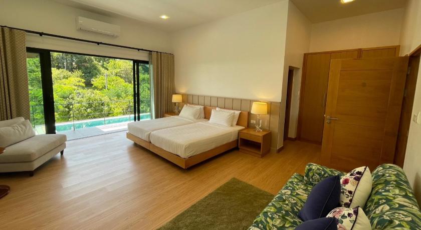 Image of Villa with Private Pool 4
