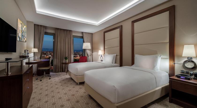 DoubleTree By Hilton Istanbul Topkapi - image 11