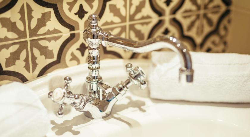 Image of Superior Double or Twin Room 15