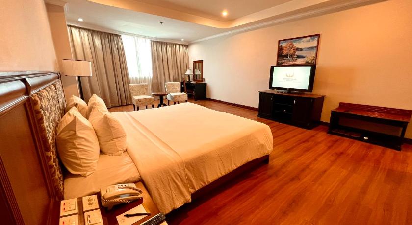 Image of Premier Deluxe Double Room 10