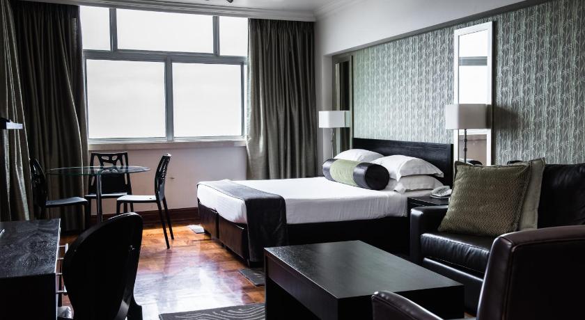 Image of Superior King Suite 3