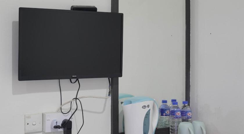 シンガポール Amrise Hotel(Check in at 10PM, Check out at 9AM) 3つ星 ホテル 外観