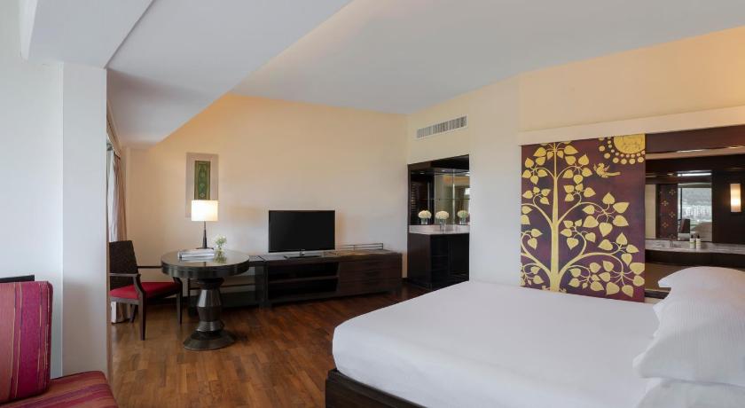 Image of Junior King Suite Sea View 5