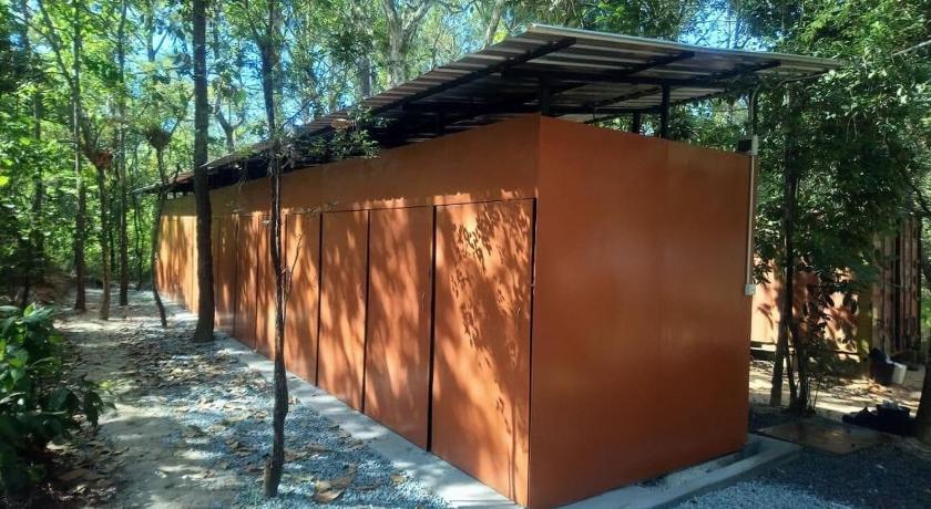 Image of Double Tent with Shared Bathroom 8
