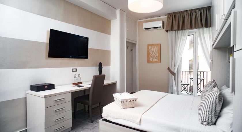 Image of Apartment with Balcony 9