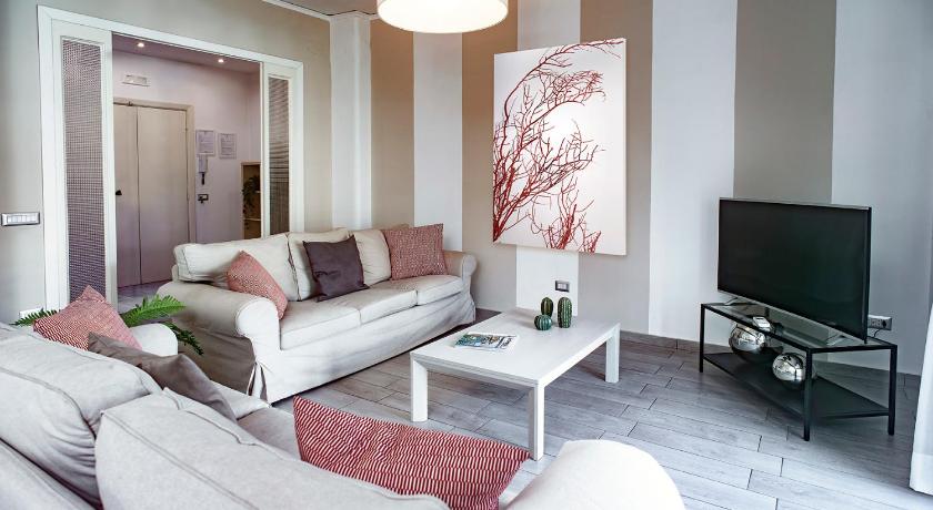 Image of Apartment with Balcony 6