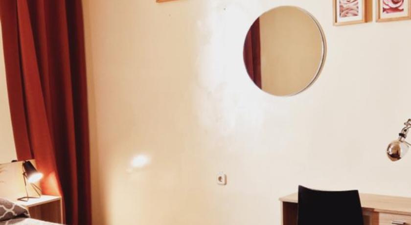 Image of Double with Shared Bathroom 5
