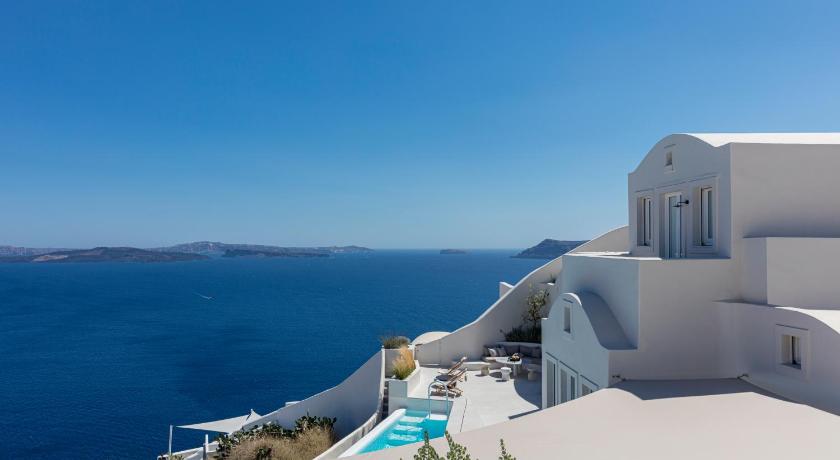 Image of Three Bedroom Villa with Infinity Pool 10