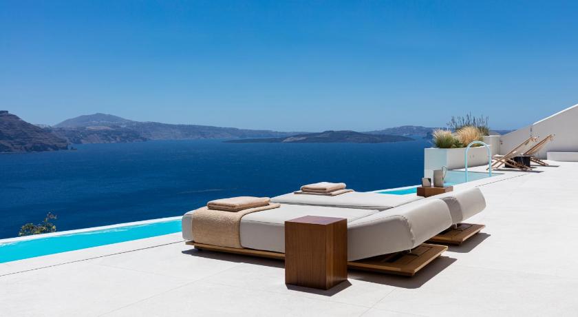Image of Three Bedroom Villa with Infinity Pool 6