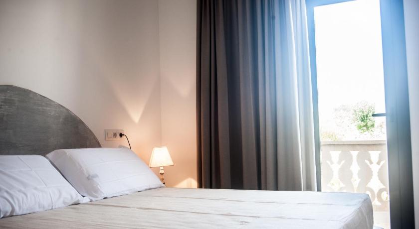 Hostal Bon Sol photo