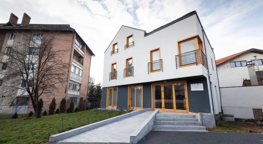 MERKUR APARTMENTS - SELF CHECK-in