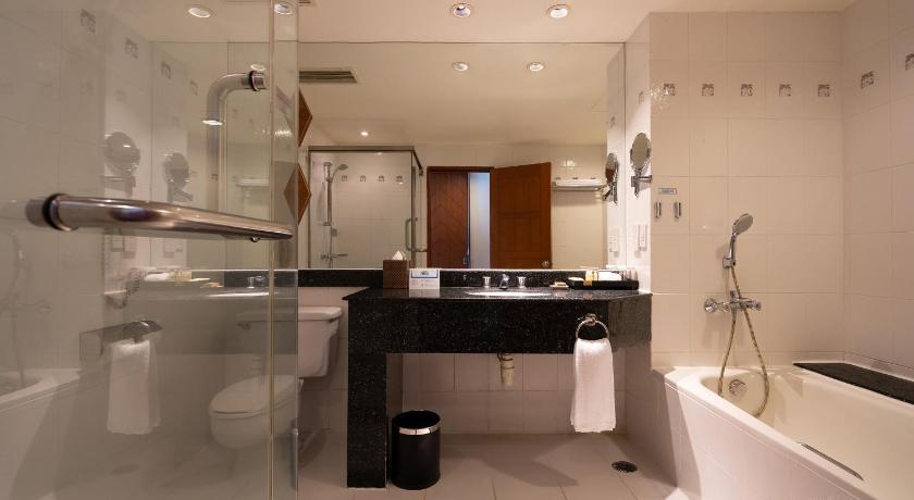 Image of Twin Classic Ocean View 2