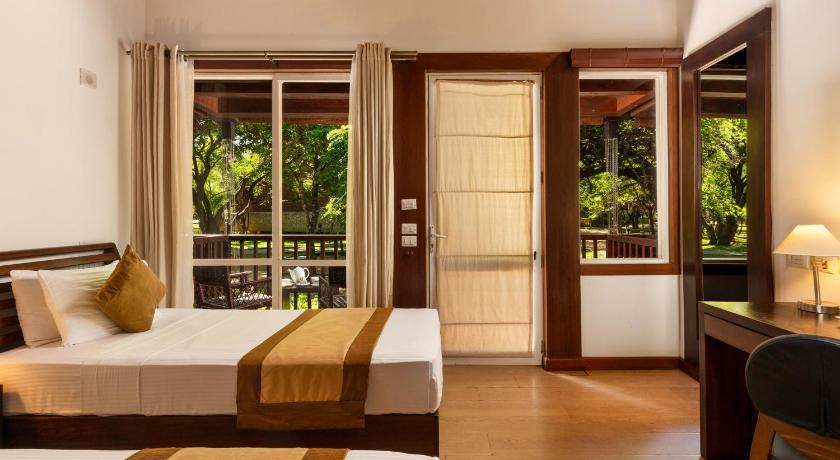 Image of Deluxe Room with a Complimentary 15-minute Ayurveda Spa treatment per reservation 1