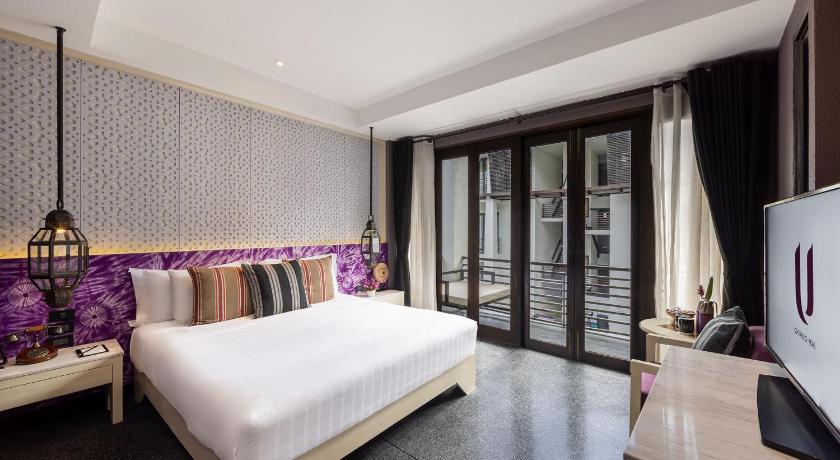 Image of Superior Room with Bathtub 1