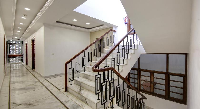 Hotel Rahul Palace – Delhi, NY