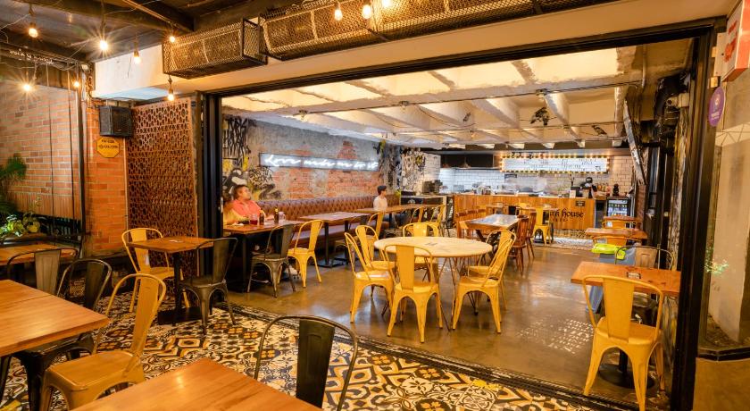 カリ Hotel El Penon by Bithotels 4つ星 ホテル スイート