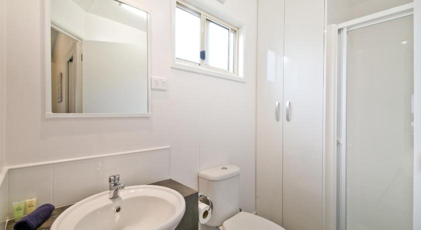 Image of Superior Cabin with Ensuite 2