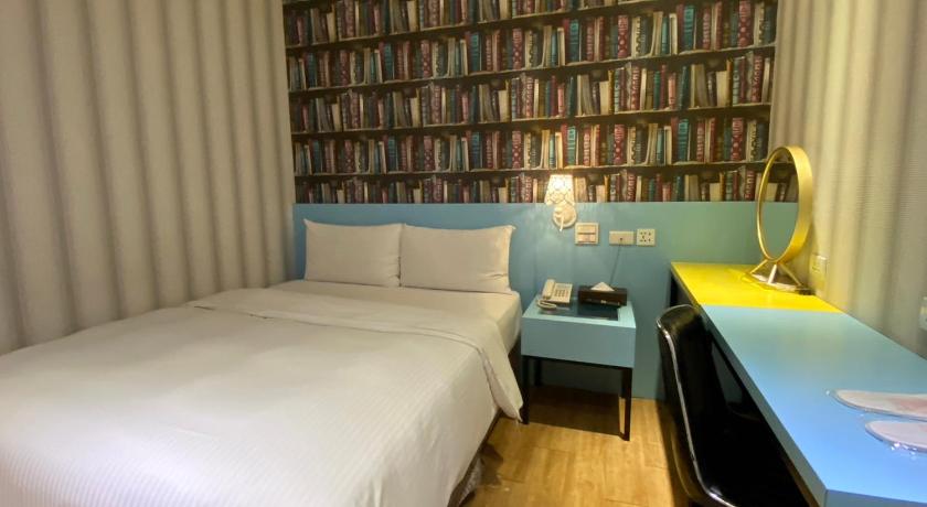Image of Standard Double Room(No Window) 1