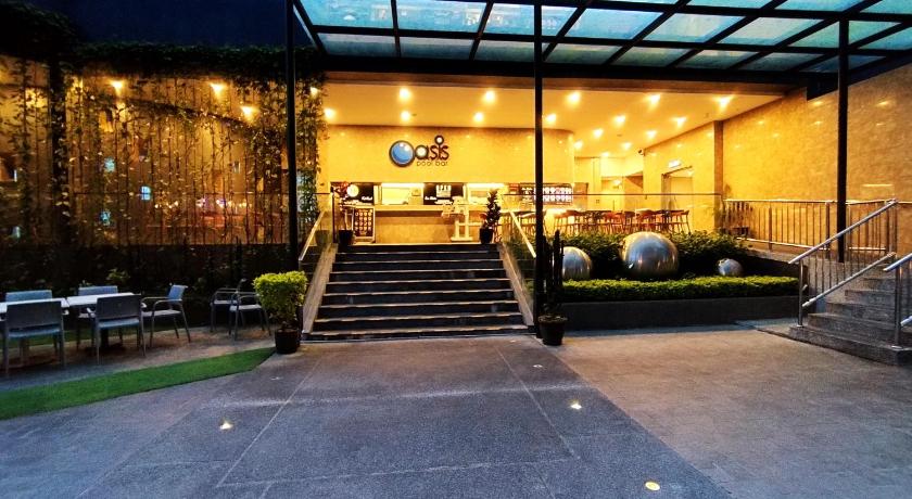 ゲンティンハイランド Genting SmokyStayCationHut AT IDelemen 4つ星 ゲストハウス レストラン