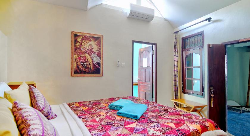 Image of Double Room with Private Bathroom 3