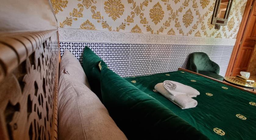 Image of Double Room with Extra Bed 17