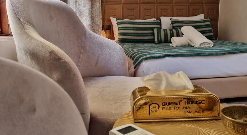 Image of Queen Suite 4