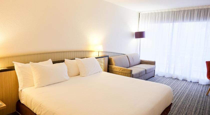 Image of Double Room with Lateral Sea View 1