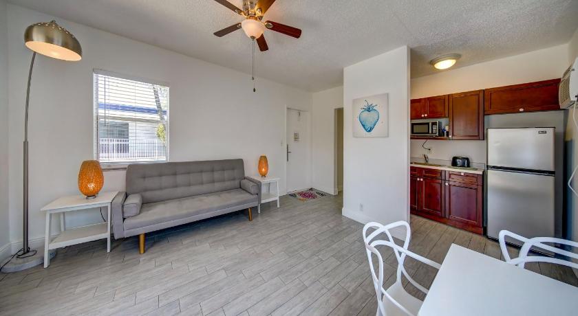 Image of One-Bedroom Apartment 8