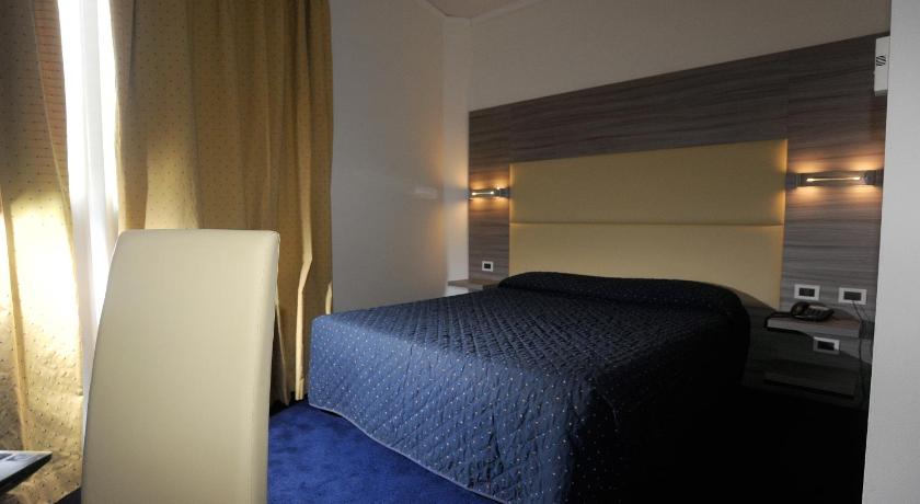 Palace Inn Rome Fiano photo