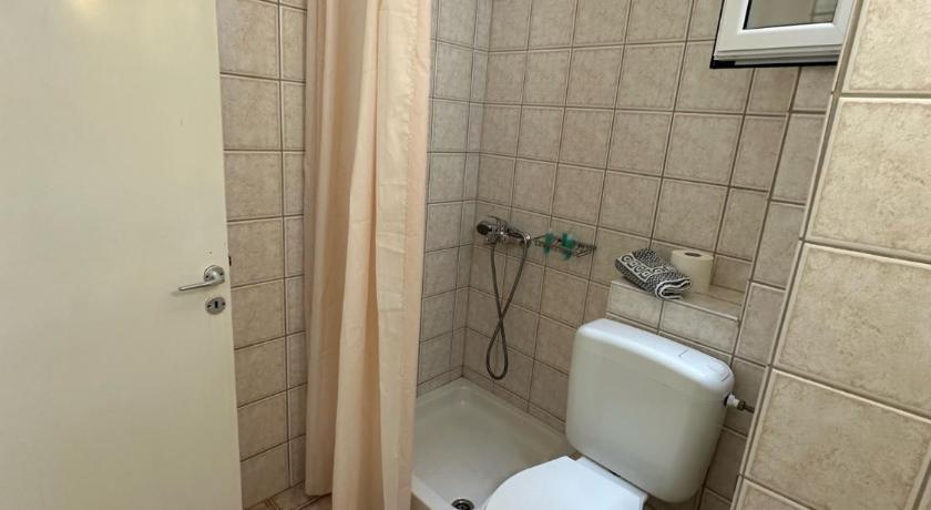 Image of Triple Room 5