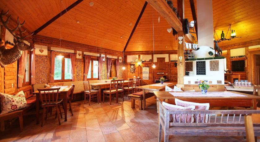 ケーニヒスブロン Widmann's Lowen 3つ星 ホテル 外観