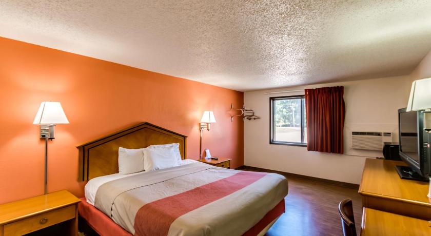 Motel 6-Albert Lea, MN photo