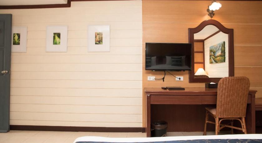 デラックス プールビュールーム (Deluxe Pool View Room)の画像 14