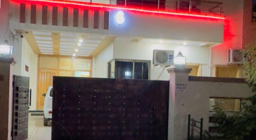 Red Lagoon Guest House - main image