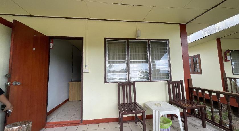 Sea Breeze Bungalow - image 42